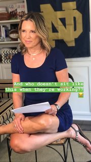 Hannah Storm feet photo thumbnail