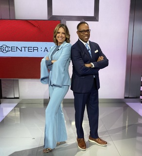 Hannah Storm feet photo thumbnail