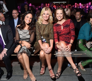 Hannah Storm feet photo thumbnail