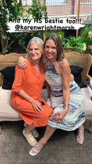 Hannah Storm feet photo thumbnail