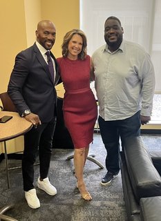 Hannah Storm feet photo thumbnail