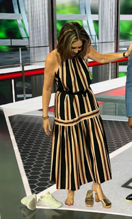 Hannah Storm feet photo thumbnail