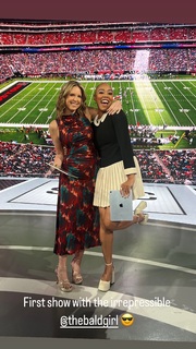 Hannah Storm feet photo thumbnail
