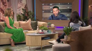 Hannah Storm feet photo thumbnail