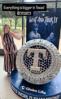 Hannah Storm feet photo thumbnail