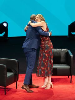 Hannah Storm feet photo thumbnail