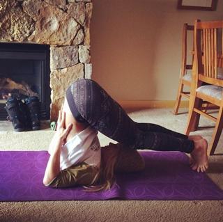 Hannah Teter feet photo 14