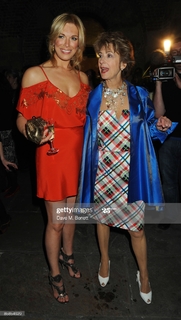 Hannah Waddingham feet photo thumbnail