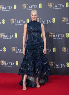 Hannah Waddingham feet photo thumbnail