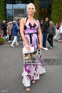 Hannah Waddingham feet photo thumbnail