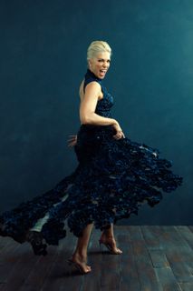 Hannah Waddingham feet photo 19