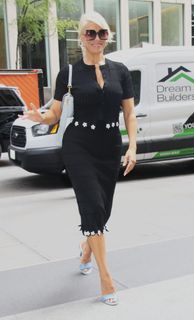 Hannah Waddingham feet photo 4