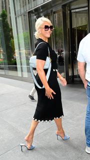 Hannah Waddingham feet photo 20