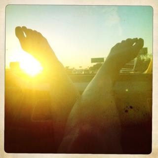 Hannah Ware feet photo thumbnail