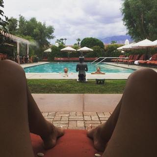 Hannah Ware feet photo thumbnail