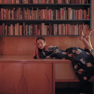 Hannah Ware feet photo thumbnail