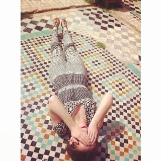 Hannah Witton feet photo 3