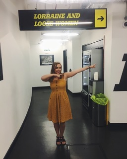 Hannah Witton feet photo 15