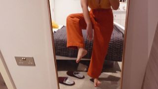 Hannah Witton feet photo 19