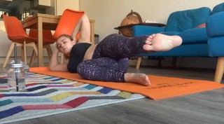 Hannah Witton feet photo 7