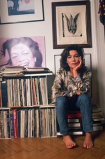 Hannelore Elsner feet photo thumbnail