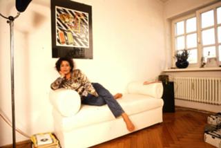 Hannelore Elsner feet photo thumbnail