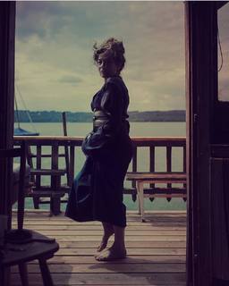 Hannelore Elsner feet photo thumbnail