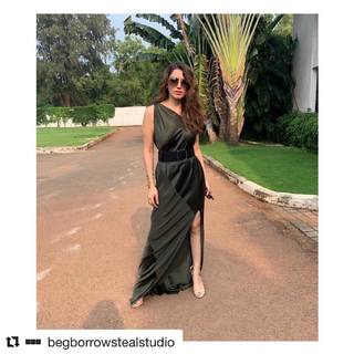 Hansika Motwani feet photo thumbnail