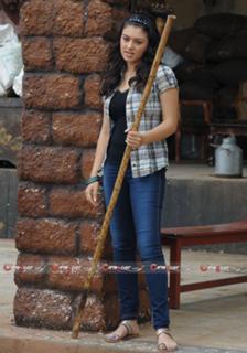 Hansika Motwani feet photo thumbnail
