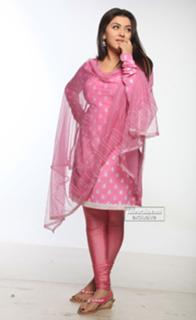 Hansika Motwani feet photo thumbnail