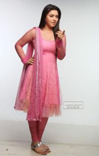 Hansika Motwani feet photo thumbnail