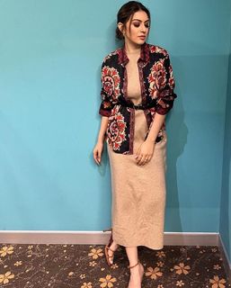 Hansika Motwani feet photo thumbnail