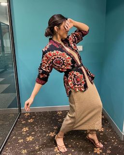 Hansika Motwani feet photo thumbnail