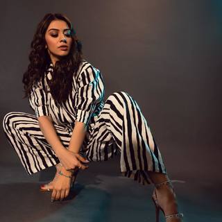 Hansika Motwani feet photo thumbnail
