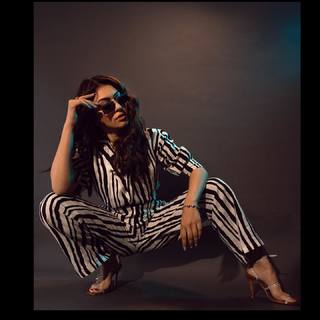 Hansika Motwani feet photo thumbnail