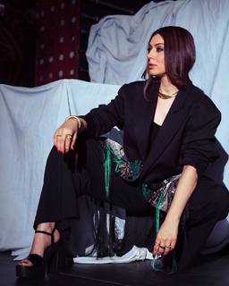 Hansika Motwani feet photo thumbnail