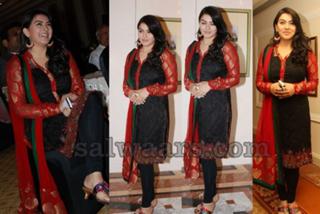 Hansika Motwani feet photo thumbnail