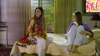 Hareem Farooq feet photo 17