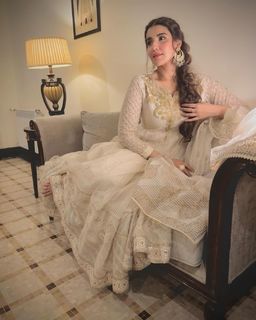 Hareem Farooq feet photo 18