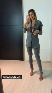 Hariany Almeida feet photo thumbnail