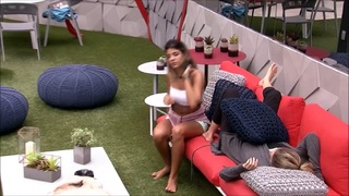 Hariany Almeida feet photo thumbnail