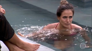 Hariany Almeida feet photo thumbnail