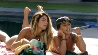 Hariany Almeida feet photo thumbnail