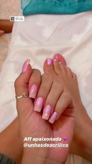 Hariany Almeida feet photo thumbnail