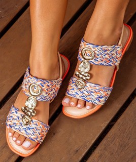 Hariany Almeida feet photo thumbnail