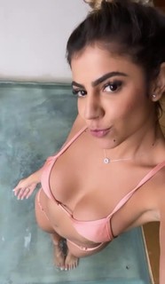 Hariany Almeida feet photo thumbnail