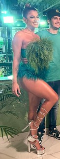 Hariany Almeida feet photo thumbnail
