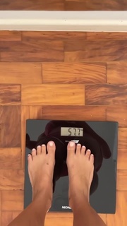 Hariany Almeida feet photo thumbnail
