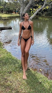 Hariany Almeida feet photo thumbnail