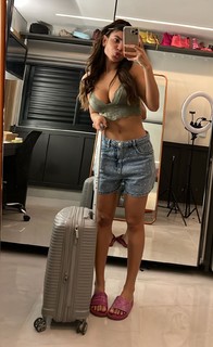 Hariany Almeida feet photo thumbnail